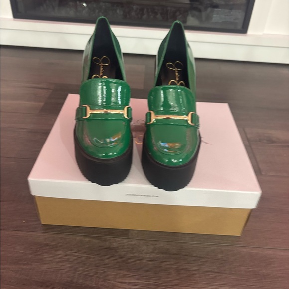 SOLD - Picture 3 of 3